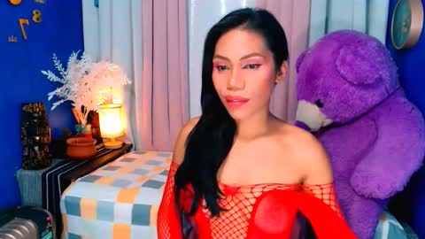 Ava online show from February 14, 2025, 1:29 pm
