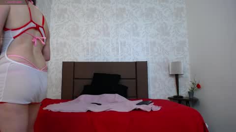 Ava  online show from May 2, 2026, 6:57 pm