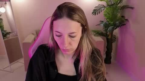 Ava online show from January 16, 2026, 8:40 am