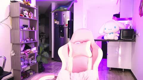 Snapshot of ava_williams_ chatting on April 10, 2026, 3:56 am AVA online show from April 10, 2026, 3:56 am