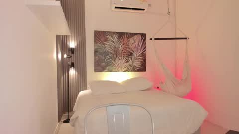 Avalon online show from November 13, 2025, 7:46 pm