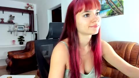 Ava online show from May 5, 2026, 12:07 am