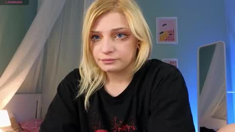 avasun online show from March 11, 2026, 1:22 am