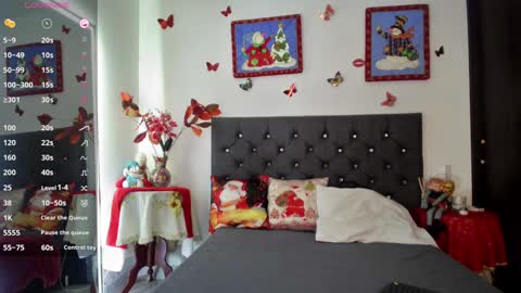 Ava Tomas online show from December 12, 2024, 4:04 am