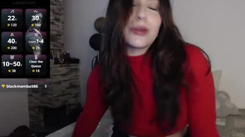 ave_negra_ online show from September 11, 2025, 2:44 am