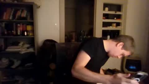 Snapshot of avenger8248 chatting on November 5, 2025, 1:16 am Avenger online show from November 5, 2025, 1:16 am