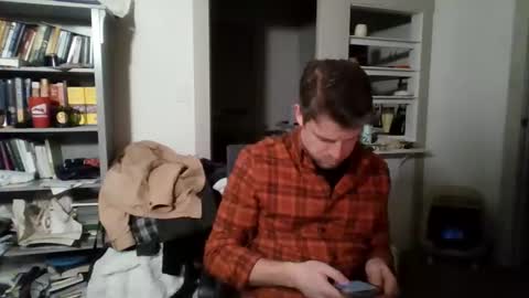 Snapshot of avenger8248 chatting on February 18, 2026, 1:23 am Avenger online show from February 18, 2026, 1:23 am