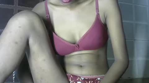 avery_lust01 online show from May 1, 2026, 6:18 am