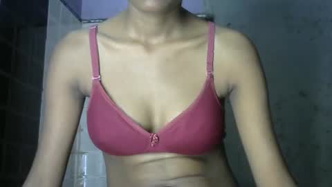 avery_lust01 online show from June 6, 2026, 6:51 am