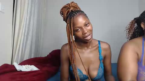 Avian online show from November 30, 2025, 10:25 pm