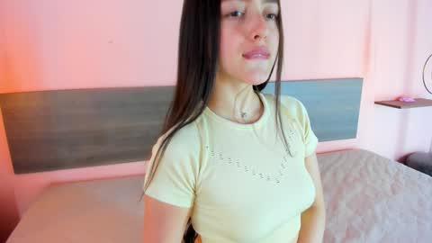 Avilyn online show from March 20, 2026, 12:32 pm