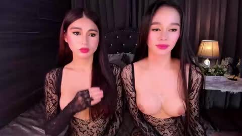 Snapshot of avimiller chatting on March 7, 2025, 3:51 am avimiller online show from March 7, 2025, 3:51 am
