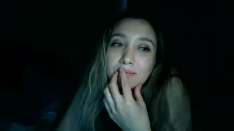 avinelra online show from May 15, 2026, 3:08 pm