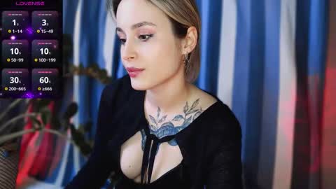 Aviva online show from December 2, 2025, 5:19 pm