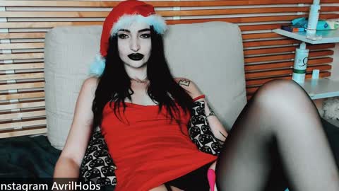 Snapshot of avrilhobs chatting on December 25, 2024, 3:17 pm Avril online show from December 25, 2024, 3:17 pm