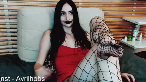 Avril online show from January 8, 2026, 2:41 pm