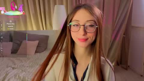 Snapshot of avrillemell chatting on February 6, 2026, 8:23 pm Avril online show from February 6, 2026, 8:23 pm