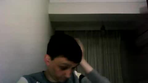 awesenheit online show from April 7, 2026, 7:03 pm