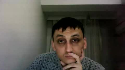 awesenheit online show from May 2, 2026, 6:35 pm