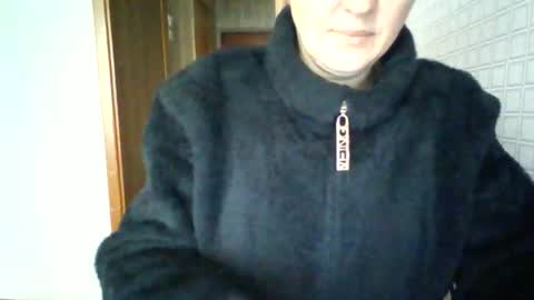 awesomeladyy online show from January 17, 2026, 9:47 am