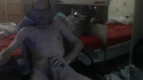 awrell91 online show from July 7, 2026, 3:31 am