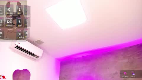 Snapshot of axaras chatting on October 22, 2025, 11:54 am Axara online show from October 22, 2025, 11:54 am