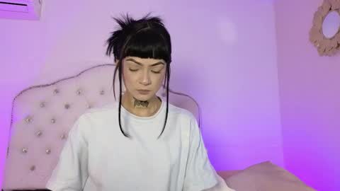 axarasss online show from May 11, 2026, 12:22 pm