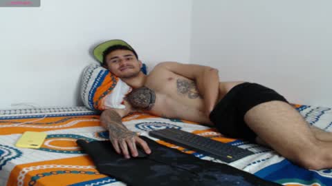 Axel online show from February 6, 2025, 2:37 pm