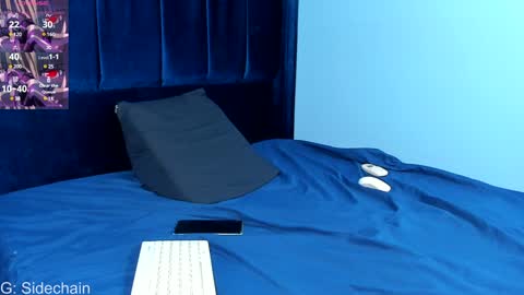 Axel cifer online show from December 11, 2024, 8:47 am