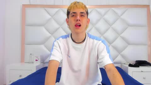 Axel cifer online show from January 3, 2025, 12:30 pm