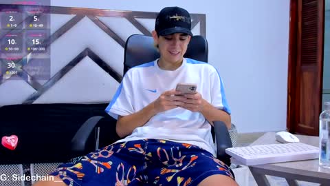 Axel cifer online show from January 26, 2025, 8:45 pm