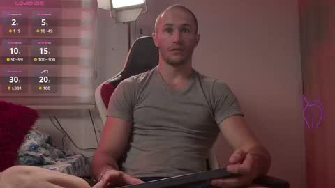 Axel Fairchaild online show from May 19, 2026, 1:17 pm