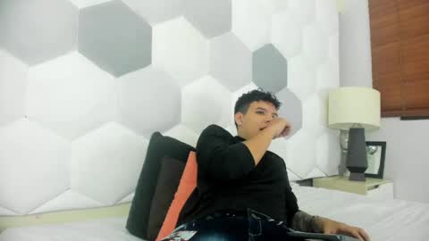 Snapshot of axel_forte chatting on April 15, 2026, 1:40 pm Axel Forte online show from April 15, 2026, 1:40 pm