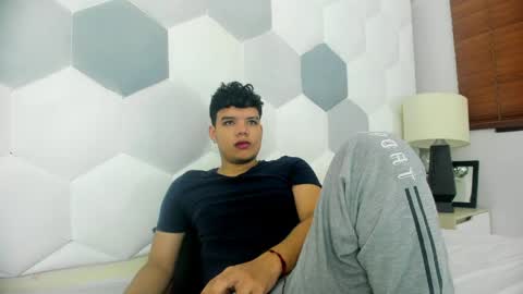 Snapshot of axel_forte chatting on April 17, 2026, 1:47 pm Axel Forte online show from April 17, 2026, 1:47 pm