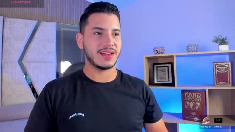 axel_grey_ online show from April 14, 2026, 12:44 pm