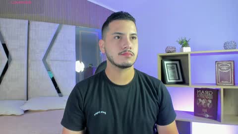 axel_grey_ online show from April 28, 2026, 12:32 pm