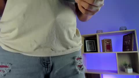 Snapshot of axel_grey_ chatting on May 29, 2026, 12:03 pm axel_grey_ online show from May 29, 2026, 12:03 pm