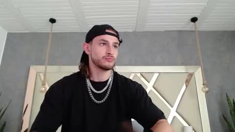 Axel  online show from July 8, 2026, 12:20 pm