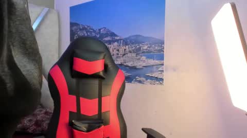 AXEL SILVA online show from March 12, 2026, 1:06 pm