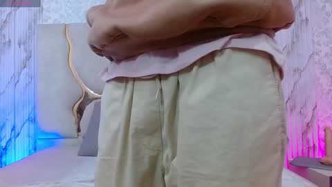 AXEL  online show from January 14, 2026, 12:00 pm