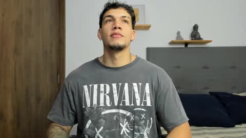 Snapshot of axel_taylor21 chatting on October 5, 2025, 5:50 am INDEPENDENT MODEL online show from October 5, 2025, 5:50 am