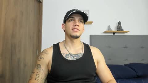 Snapshot of axel_taylor21 chatting on October 20, 2025, 6:47 am INDEPENDENT MODEL online show from October 20, 2025, 6:47 am