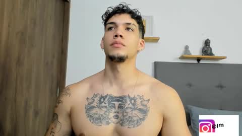 INDEPENDENT MODEL  online show from December 22, 2025, 1:46 am