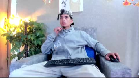 Snapshot of axel_wiliams chatting on October 8, 2025, 6:05 pm axel online show from October 8, 2025, 6:05 pm