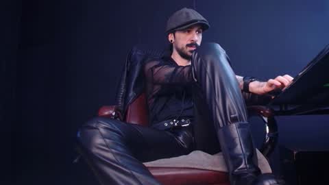 AxelColton online show from October 24, 2025, 10:33 am