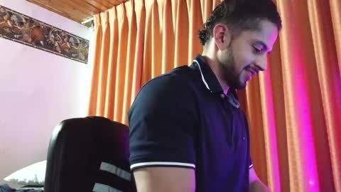 axelcr0ss online show from October 8, 2025, 12:52 am