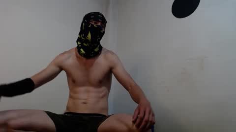 Snapshot of axelknight666 chatting on October 31, 2025, 2:34 am Axelknight666 online show from October 31, 2025, 2:34 am