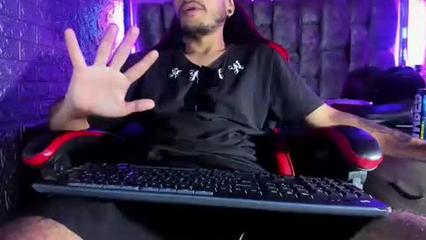Axell Cross2 online show from June 11, 2026, 2:53 am