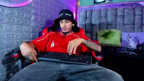 Axell Cross2 online show from July 3, 2026, 5:36 am