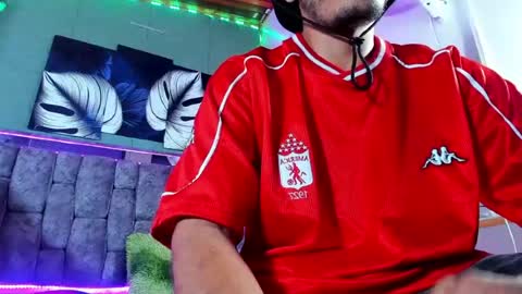 Axell Cross2 online show from July 3, 2026, 6:58 pm
